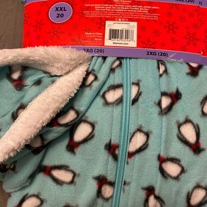 New one place PJ set